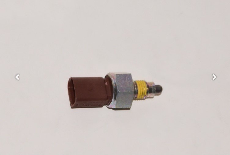 Reverse Switch – 02T 945 415 P