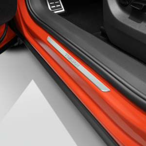 Tiguan [571] Front Aluminum Door Strip – 571 071 303