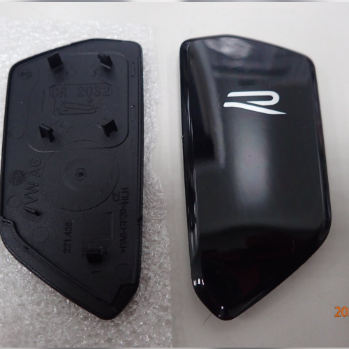 Key Battery Cover with ‘R’ Lettering – 5H0 959 893 AUD