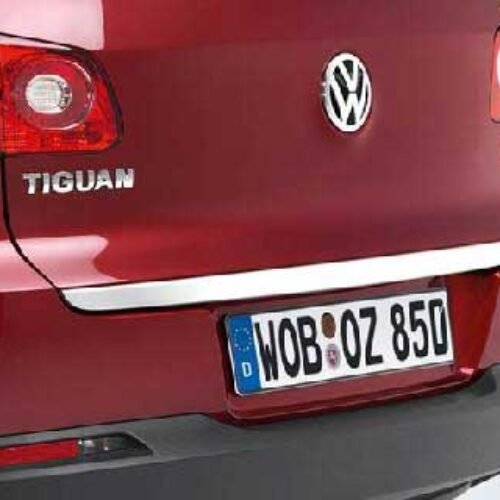 Tiguan [5N1] Rear Chrome Strip