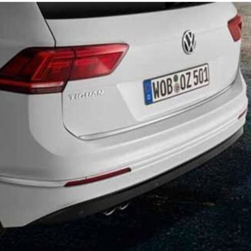 Tiguan Rear Chrome Strip